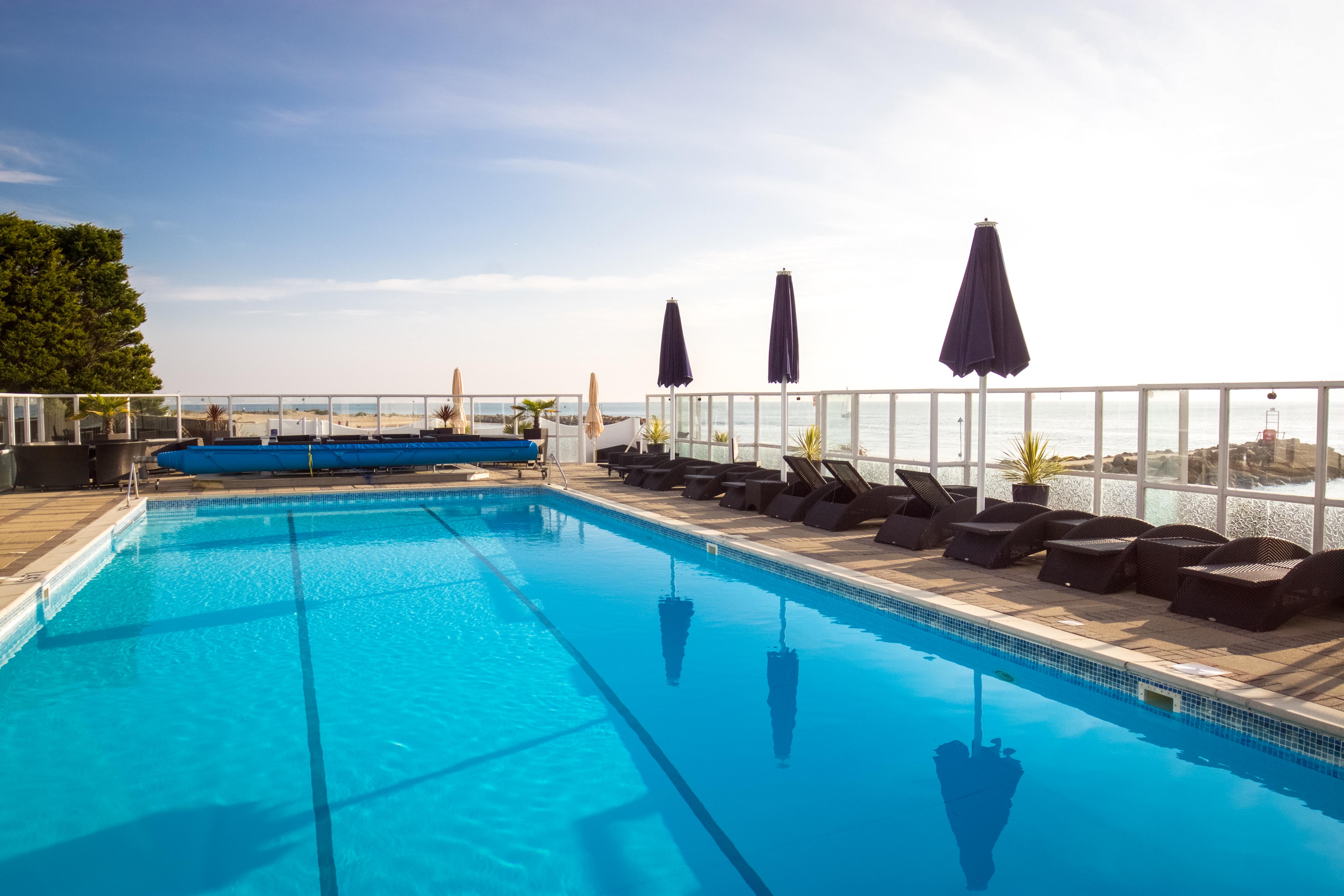 Haven Hotel Пул Экстерьер фото